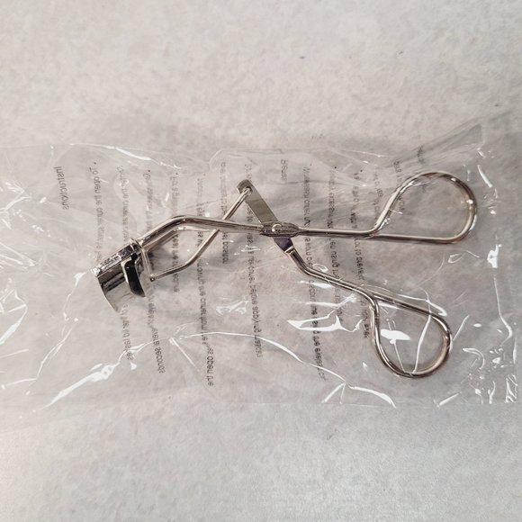 Lancome Make Bag and Make up - Picture 8 of 10